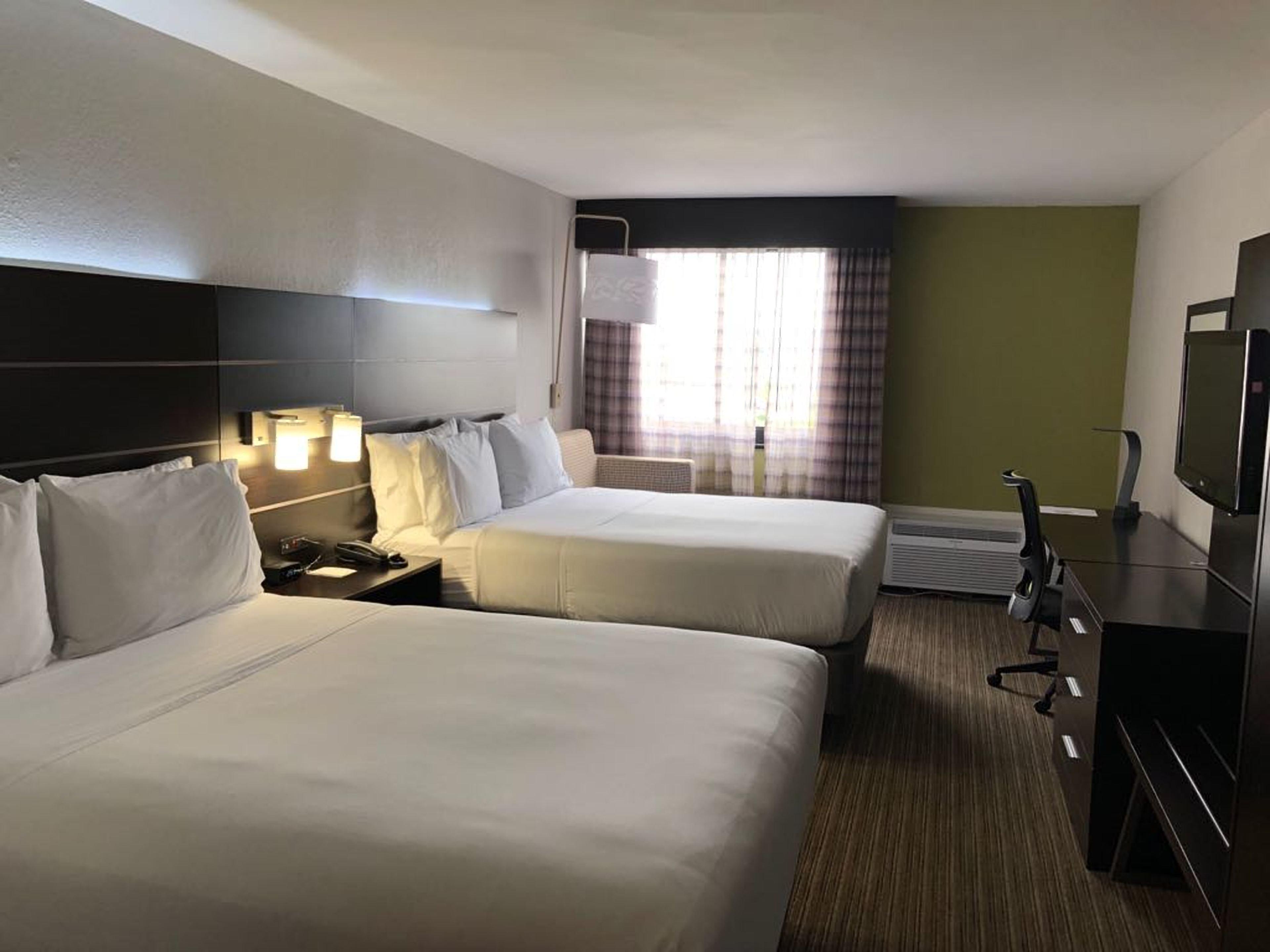 Holiday Inn Express Hotel & Suites Miami - Hialeah By Ihg Esterno foto