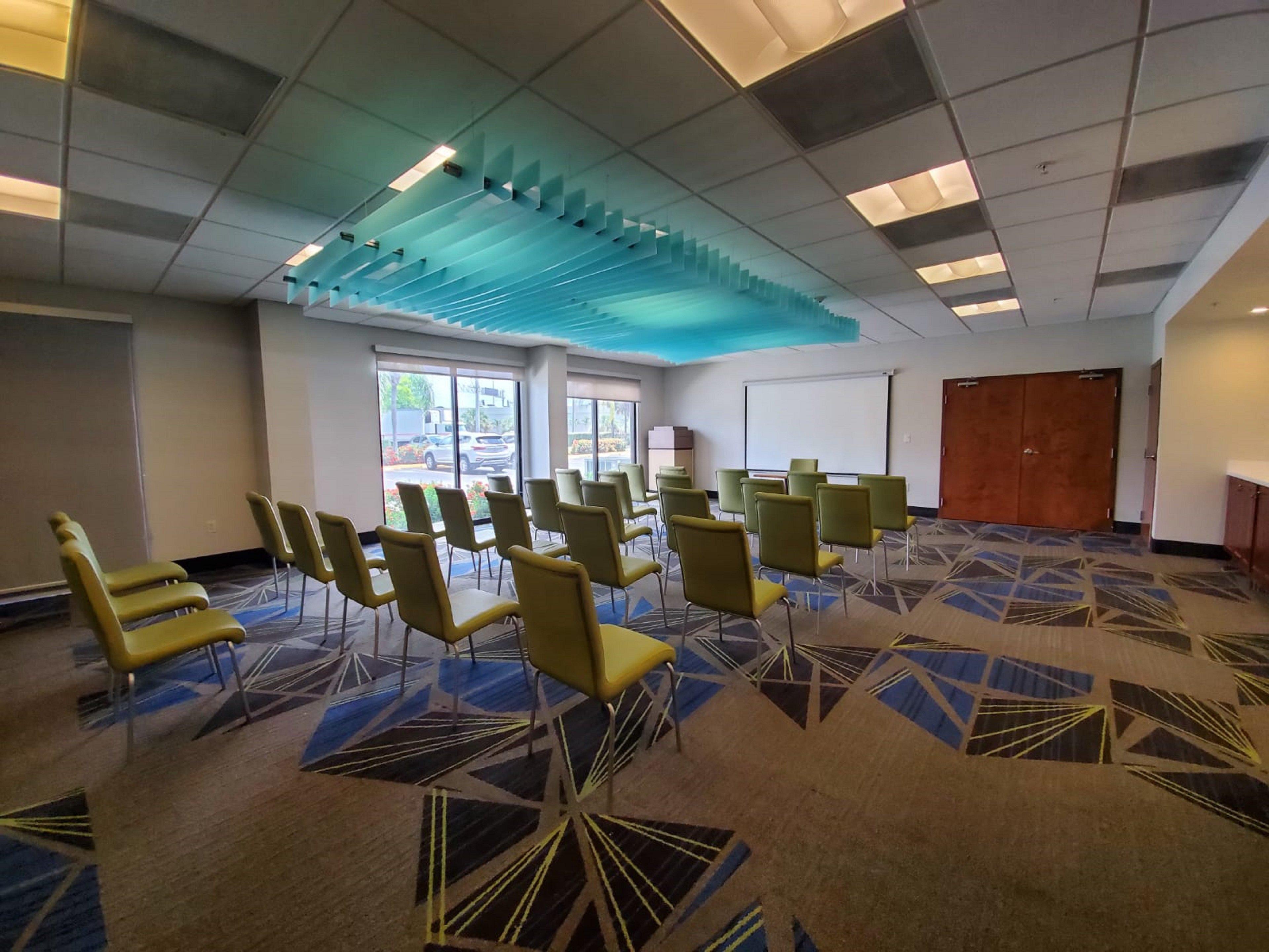 Holiday Inn Express Hotel & Suites Miami - Hialeah By Ihg Esterno foto