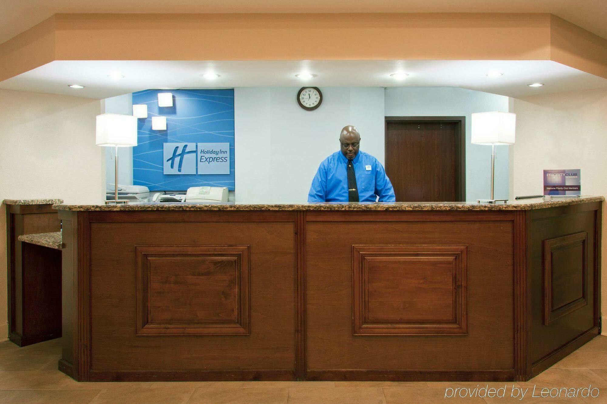 Holiday Inn Express Hotel & Suites Miami - Hialeah By Ihg Esterno foto