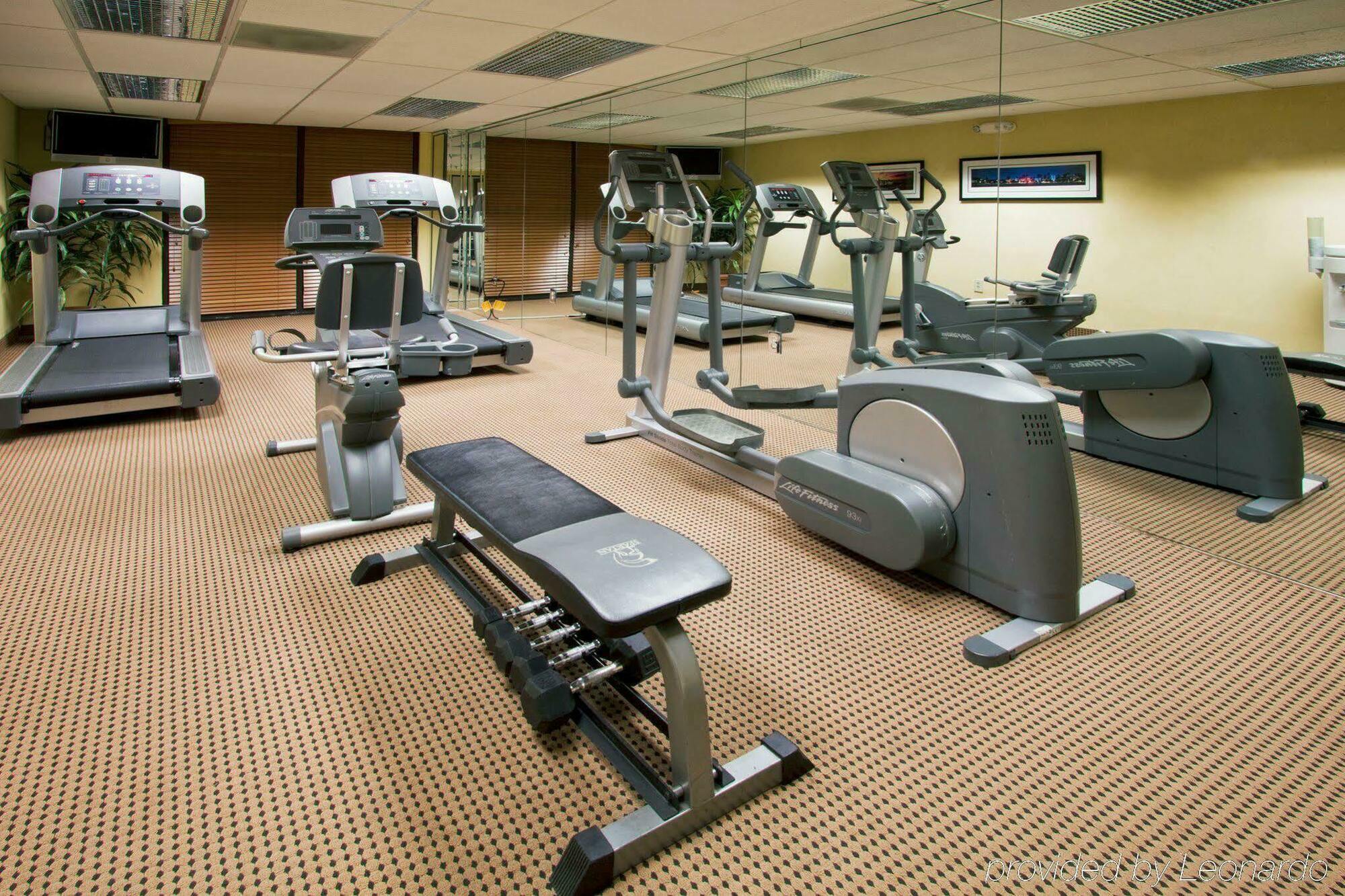 Holiday Inn Express Hotel & Suites Miami - Hialeah By Ihg Esterno foto