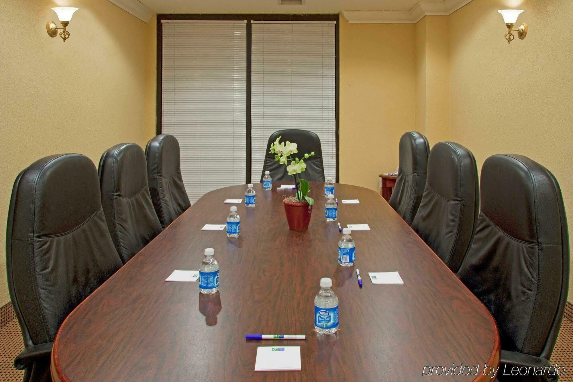 Holiday Inn Express Hotel & Suites Miami - Hialeah By Ihg Esterno foto